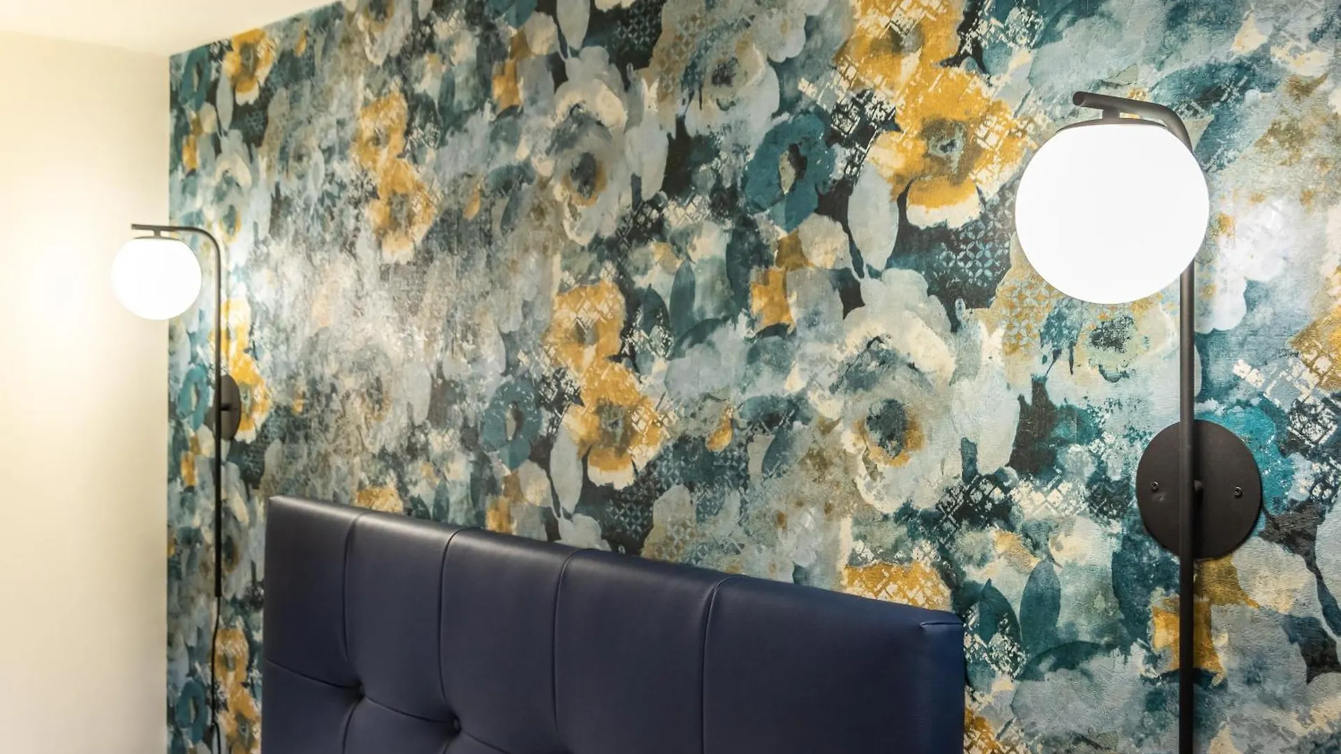 The Hive - Holiday Home In Trastevere Rome