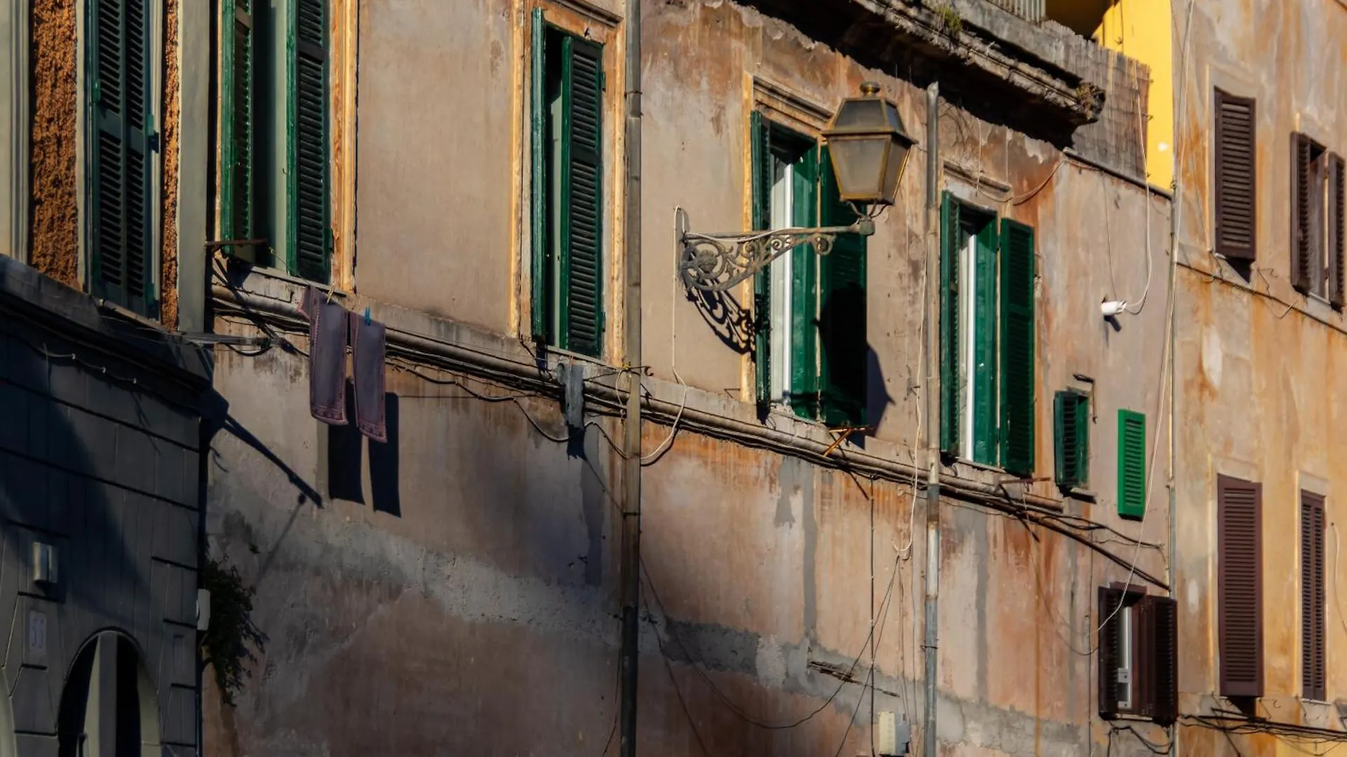 The Hive - Holiday Home In Trastevere Rome